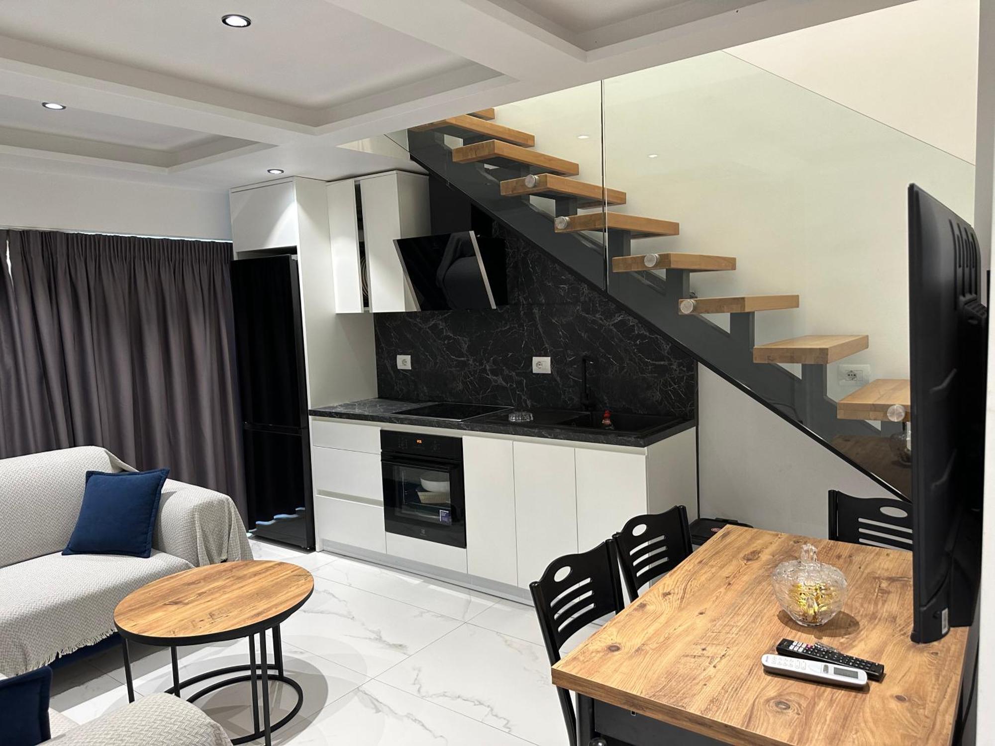 Matias Apartments Sarandë エクステリア 写真